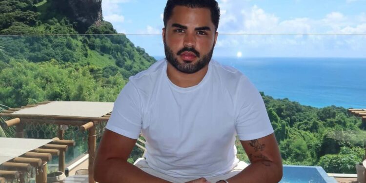 Lucas guedez ganha presente luxo