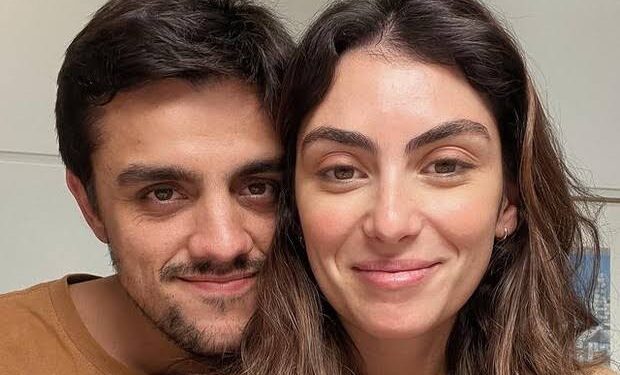 Ator globo curte férias lado