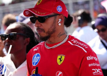 Lewis hamilton recebe péssimas notícias