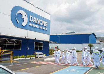 Danone fecha fábrica demite funcionários