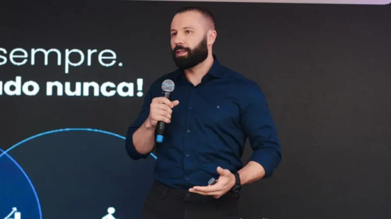 Quase falir empresário criou consultoria