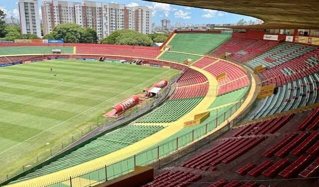Saf bilhão clube tradicional avança