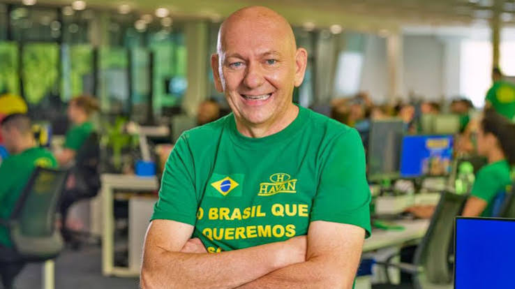 Dono havan oferece brinde grátis