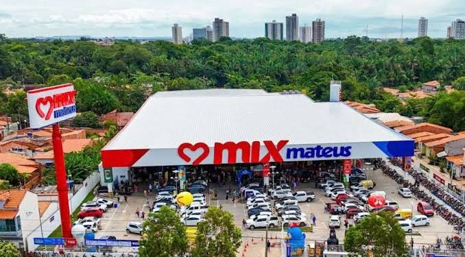 Dono gigante supermercados perde bilhões