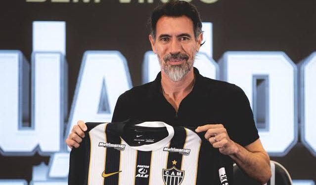 Eduardo dominguez despede atlético duas