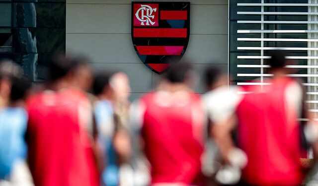 Flamengo acerta com melhor volante da América