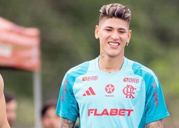 Flamengo toma decisão final venda