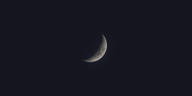 Lua nova virgem chega sexta