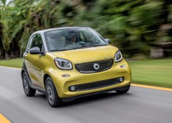 Mercedes geely preparam compacto mil