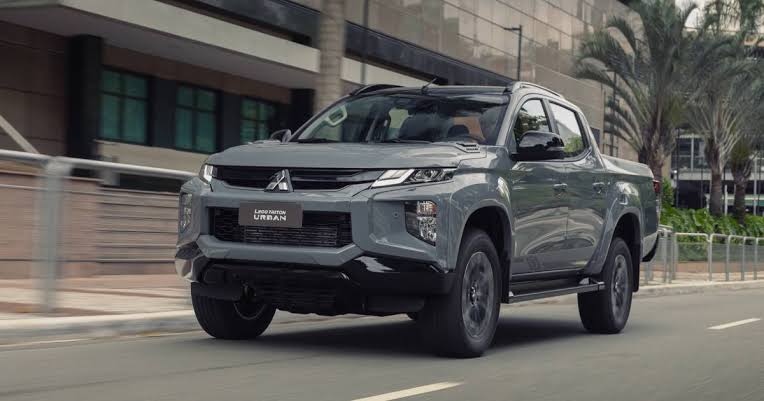 Mitsubishi triton cresce brasil alcança