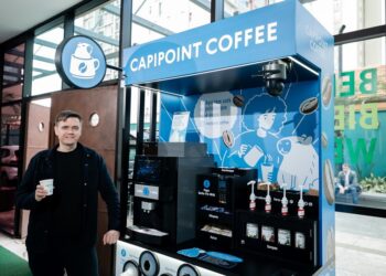 Nova cafeteria dispensa funcionários promete