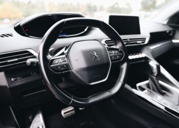 Peugeot ganha motor turbo câmbio
