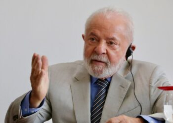 Brasil lula carro avaliado mil