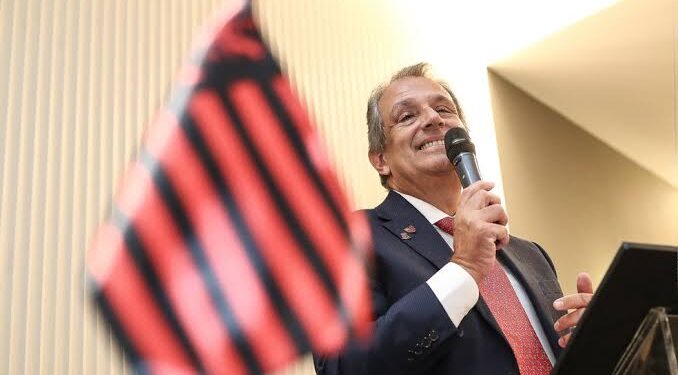 Flamengo toma atitude velório revolta