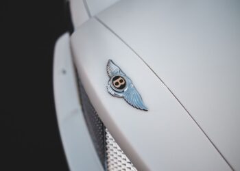 Primeiro elétrico bentley chega preço