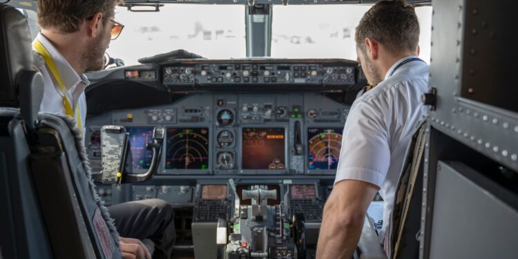 Quanto ganha piloto avião setembro
