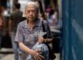 Fernanda montenegro mantém hábitos fazem