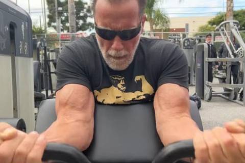 Arnold schwarzenegger segue conselho nutricionista