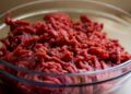Carne moída fica suculenta mexida