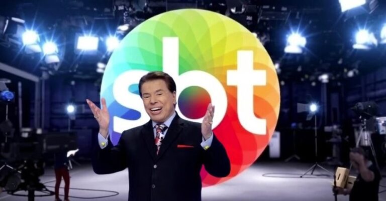Cigana leu mão silvio santos