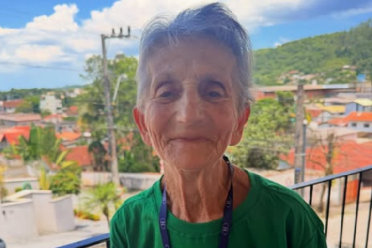 Mulher realiza sonho trabalhar havan