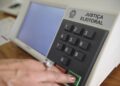 Mulher saiu votar descobriu haviam