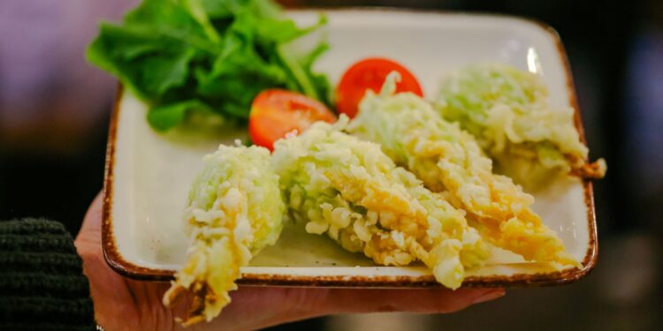 Fritura empanado abobrinha forno queijo