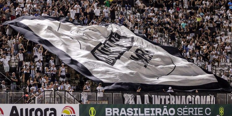 Novo ronaldo roberto carlos demite