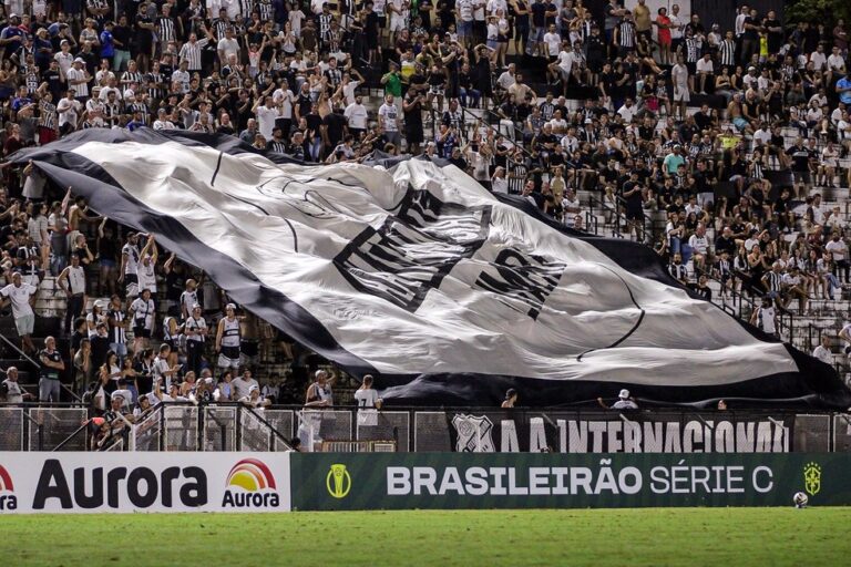 Novo ronaldo roberto carlos demite