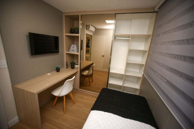 Quanto custa construir quarto banheiro