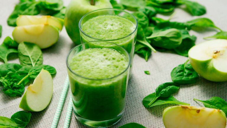 Suco verde café manhã veja