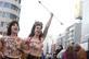 Ativistas da organizao de direitos da mulher Femen protestam em Madri em 14 de fevereiro de 2020 durante uma ao para denunciar a violncia contra as mulheres no dia dos namorados. Foto: OSCAR DEL POZO / AFP - 