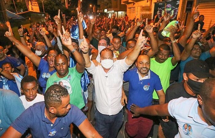Registros do evento foram publicados nas próprias redes sociais do candidato. Foto: Instagram/Reprodução ( Foto: Instagram/Reprodução) Registros do evento foram publicados nas próprias redes sociais do candidato. Foto: Instagram/Reprodução ( Foto: Instagram/Reprodução)