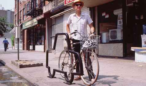 David Byrne é conhecido por seu cicloativismo. Foto: Reprodução (Reprodução) David Byrne é conhecido por seu cicloativismo. Foto: Reprodução (Reprodução)