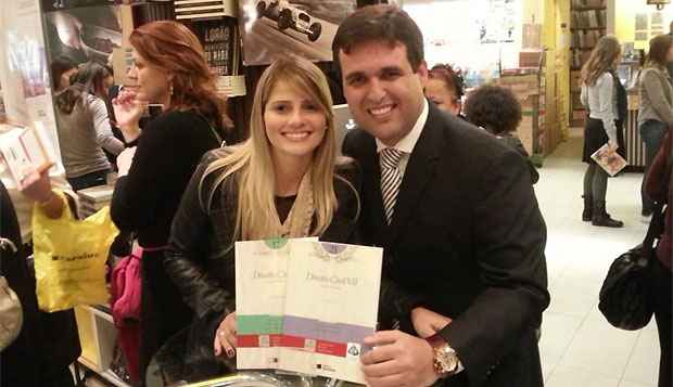 Promotor Thiago Faria e a noive Mysheva  Freire Ferro Martins. Foto: Facebook/Reproduo