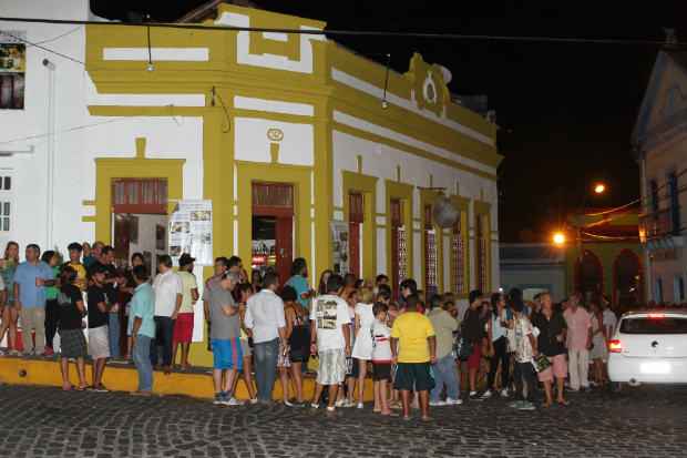 Bares do Stio Histrico de Olinda devem ou no devem funcionar madrugada adentro? Foto: Edvaldo Rodrigues/DP/DA Press