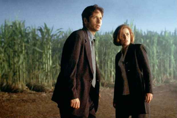 David Duchovny e Gillian Anderosn em "Arquivo X". Crdito: Fox/Divulgao
