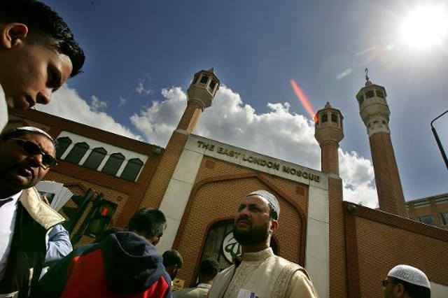 Mesquitas do Reino Unido abrem suas portas neste domingo em Paris
 ( AFP/Arquivos Odd Andersen)