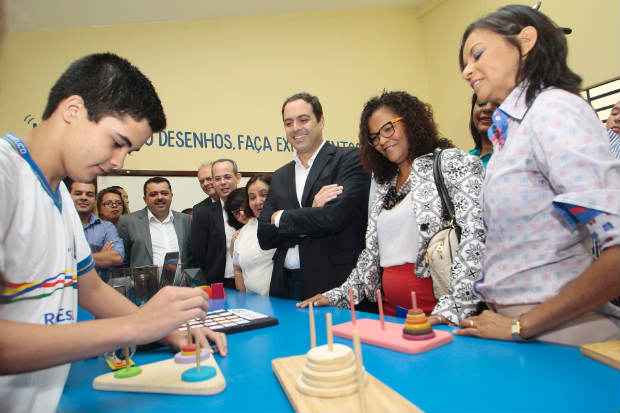 Governador visitou as instalaes da Escola de Referncia. Foto: Roberto Pereira/SEI