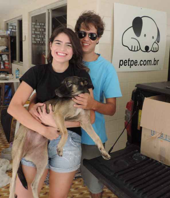 Manuela e Pedro esto juntos na causa da defesa dos animais. Foto: Arquivo pessoal