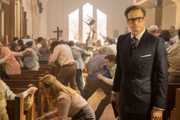 Colin Firth na cena do massacre na igreja, uma das mais absurdas do filme. Foto: Fox/ Divulgao