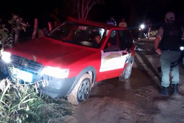  (As vtimas estavam em um carro do Conselho Tutelar de Poo e voltavam de Arcoverde, no Serto, no dia 6 de fevereiro. Foto: Annimo/WhatsApp)