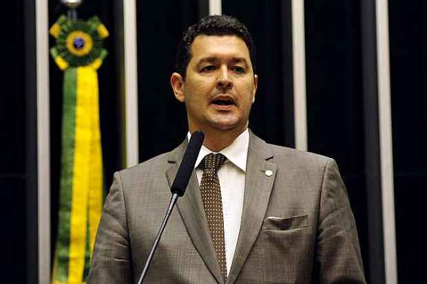 O deputado Federal Betinho Gomes (PSDB-PE) durante votao na Cmara dos Deputados, no dia 10 deste ms. (Luis Macedo/Cmara dos Deputados)