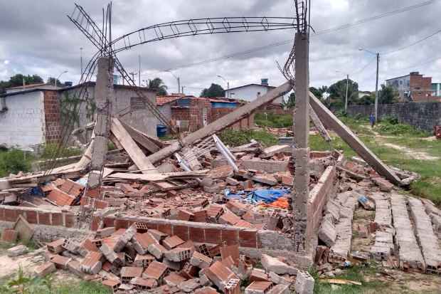 Imveis construidos irregularmente foram derruabados na ltima quinta. Foto: PMP/Divulgao