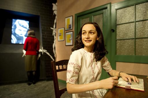 Boneco de cera representando Anne Frank no museu Madame Tussaud de Berlim. Foto: Odd Andersen/AFP Photo