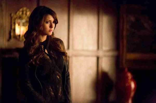 Nina Dobrev deixa o elenco de 'The Vampire Diaries