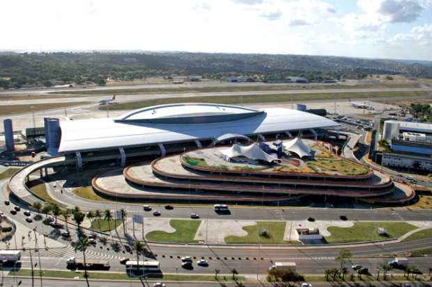 Terminal da capital pernambucana recebeu cerca de 7 milhes de passageiros em 2014. Foto: Infraero/Divulgao