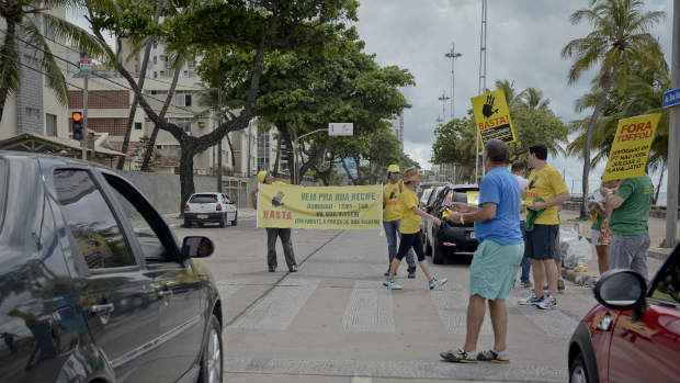Ativistas fizeram chamada e carreata neste sbado. Foto: Guilherme Verissimo/Esp DP/DA Press