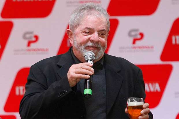 No evento da cervejaria, Lula condenou onda de otimismo em relao ao Brasil. Foto: Ricardo Fernandes/DP/D.A Press