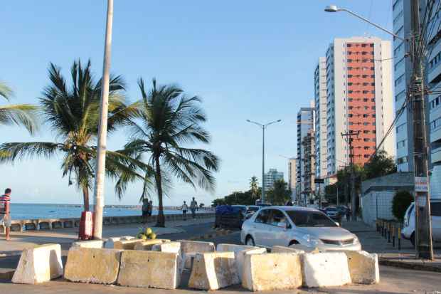 Toda a avenida Beira Mar ter trnsito em mo nica. Foto: Aline Sale/Esp DP/D.A.Press